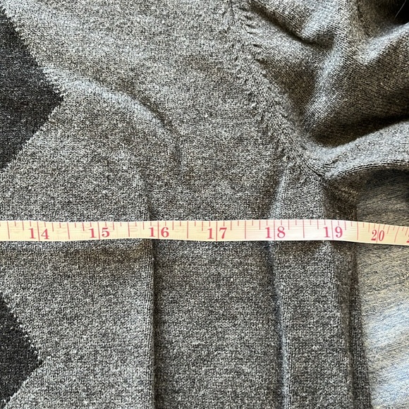 Axcess Sweater - Picture 5 of 5